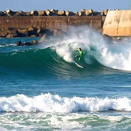 Surf 1 بينيش