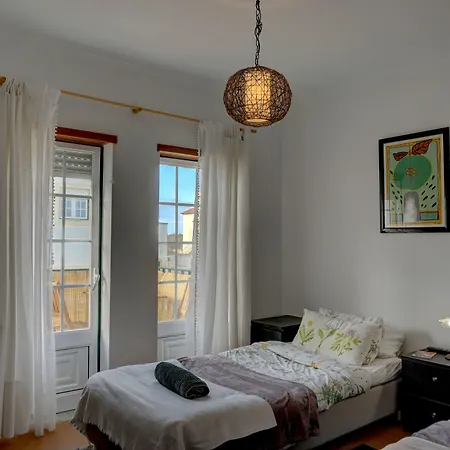 Surf 1 招待所 佩尼契