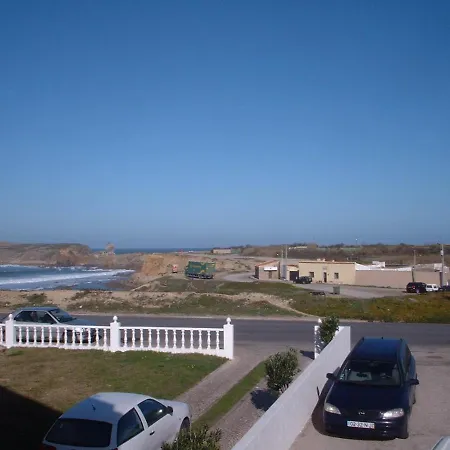 Surf 1 2* Peniche