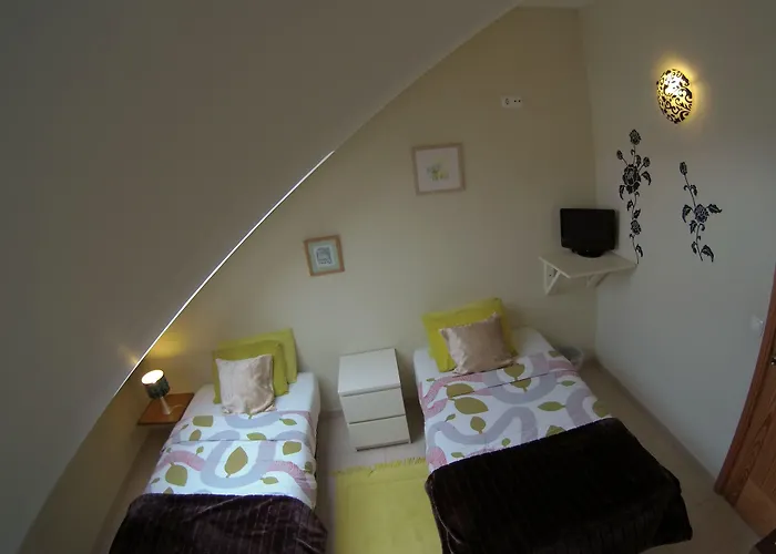 Surf 1 Vendégház 2*