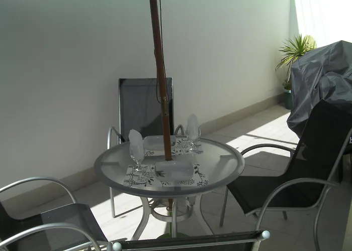 Surf 1 Vendégház 2*